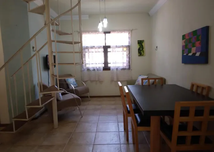 Apartamento Duplex A 100 Metros Da Praia De Boraceia